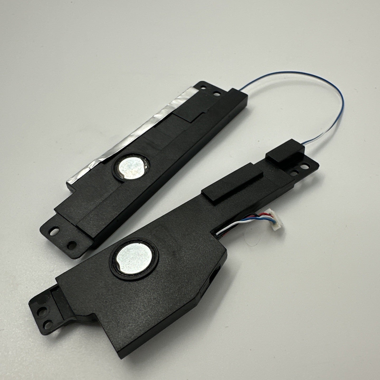 Lenovo Thinkpad L390 Left and right internal speakers 02DA331 023.400D1