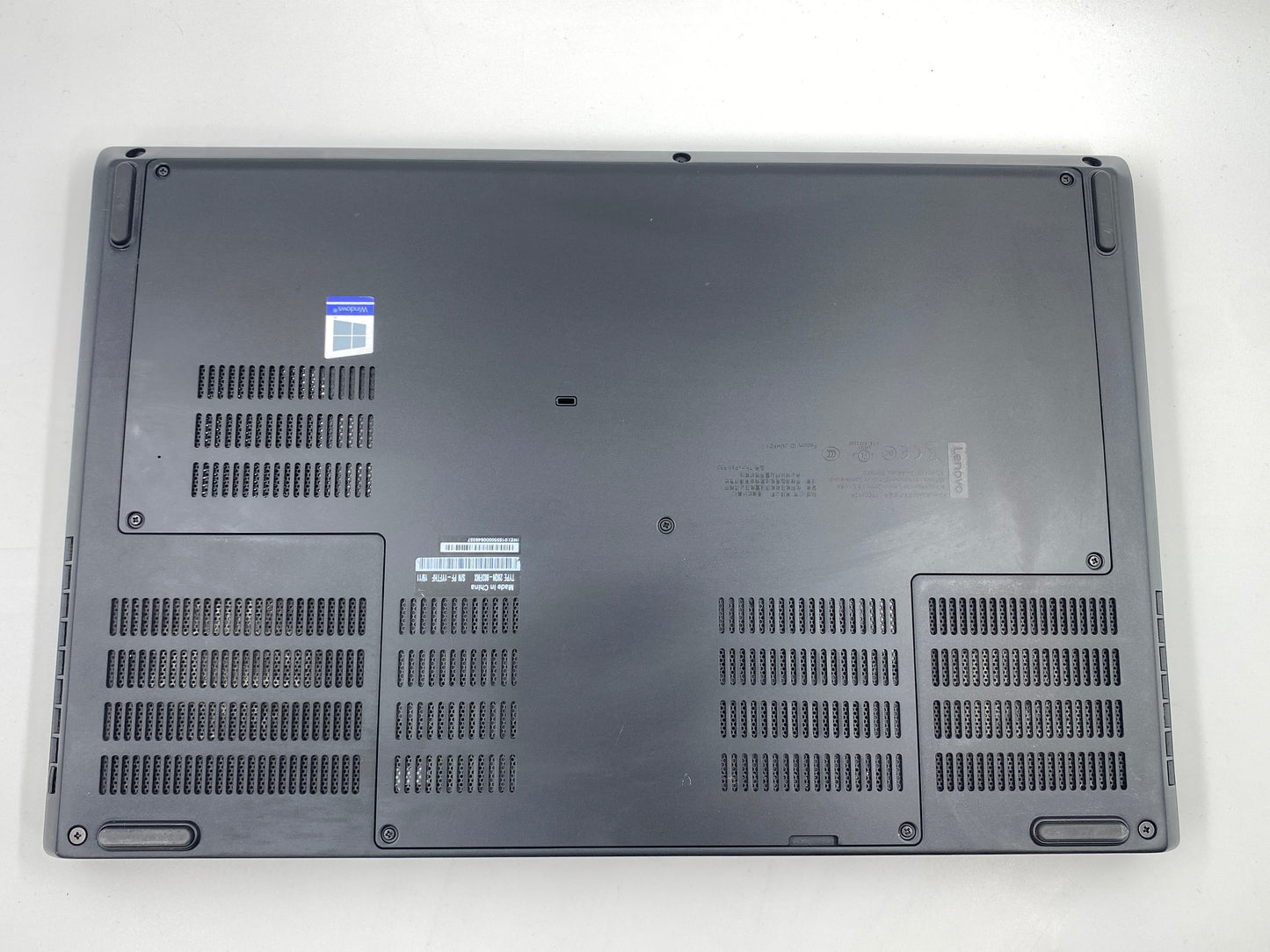 Lenovo ThinkPad P53 RTX4000 FHD | 15.6" FHD | I9-9880H | 32GB RAM | 1TB SSD